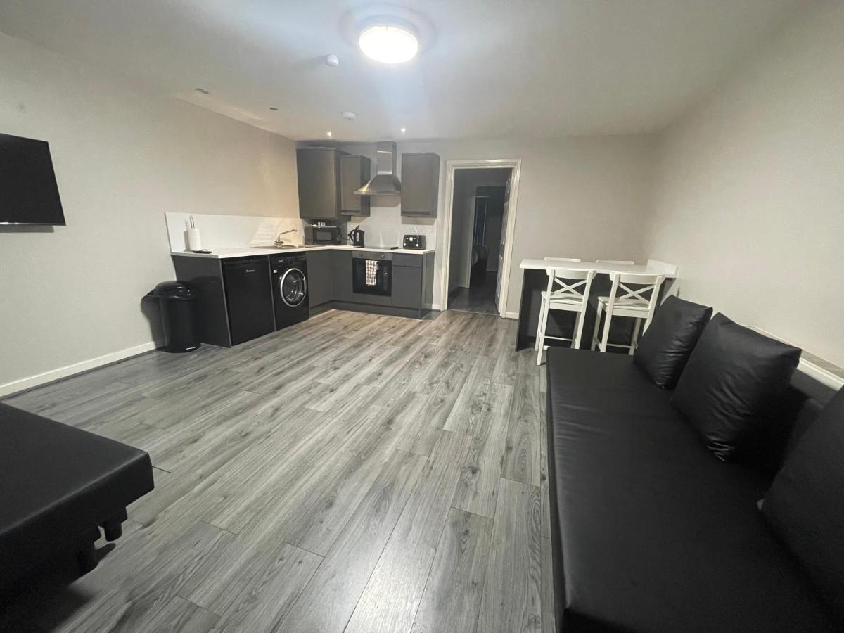 Mays Apartments - 147-153 Mill Street, Free Parking, 5 Minute Walk To Baltic Market And City Centre - Apartments Sleep 1-6 Guests Liverpool Exterior foto